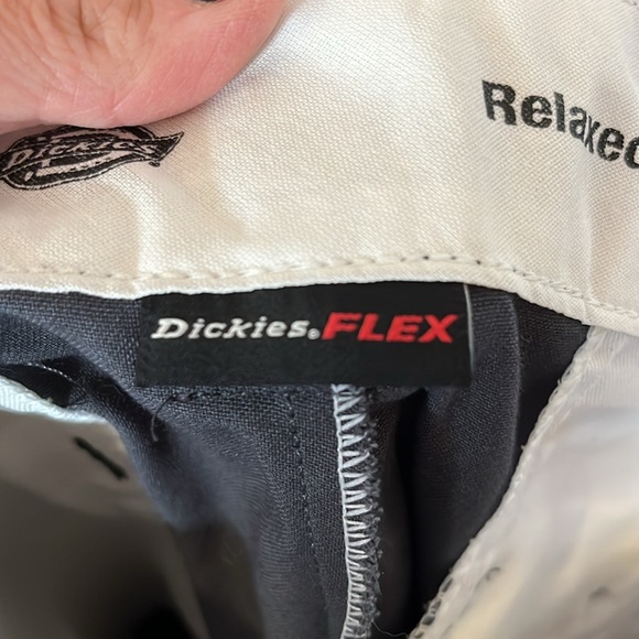 Cargo shorts - Picture 4 of 5